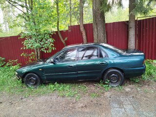 1993 Mitsubishi Galant VII, зелёный, 50000 рублей, вид 1