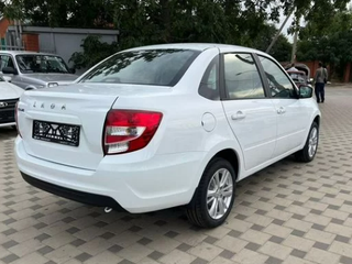 2026 Lada (ВАЗ) Granta I Рестайлинг, белый, 1187000 рублей, вид 3