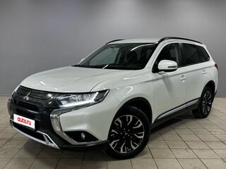 2021 Mitsubishi Outlander III Рестайлинг 3, белый, 1880000 рублей, вид 1