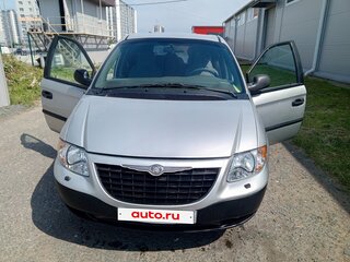 2001 Chrysler Voyager IV, серебристый, 545000 рублей, вид 1