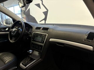 2013 Skoda Octavia II (A5) Рестайлинг, серый, 575000 рублей, вид 5