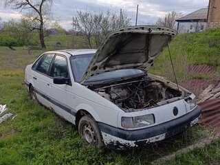1990 Volkswagen Passat B3, белый, 33000 рублей, вид 2