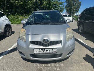 Toyota Vitz II (XP90)