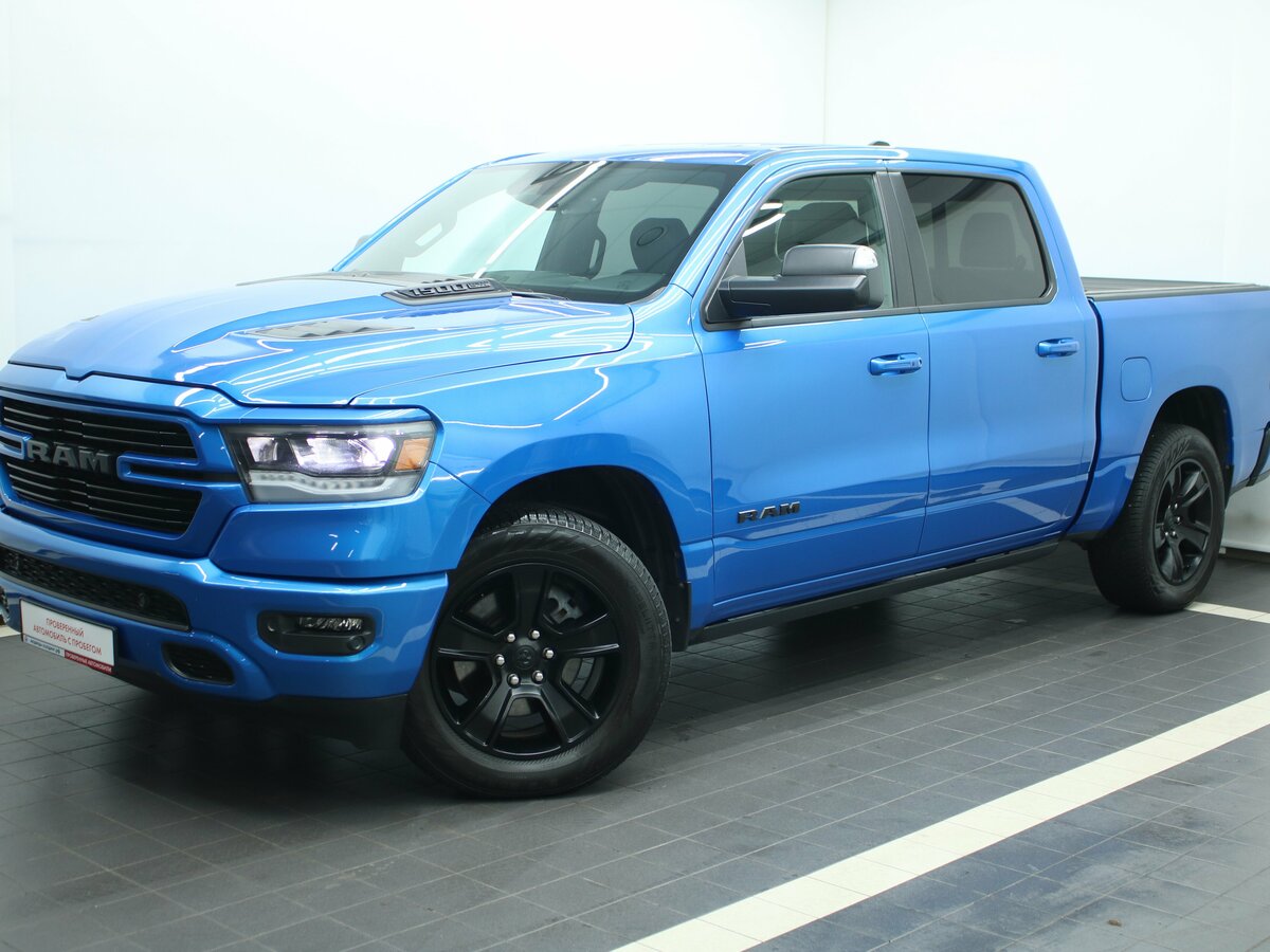 Ram 1500 Crew Cab V