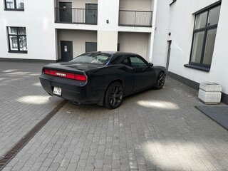 2012 Dodge Challenger III Рестайлинг, чёрный, 2499000 рублей, вид 2