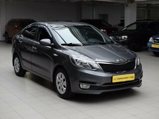 2015 Kia Rio III Рестайлинг, серый, 999000 рублей, вид 1
