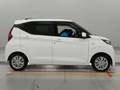 2022 Nissan Dayz II, белый, 650000 рублей, вид 5