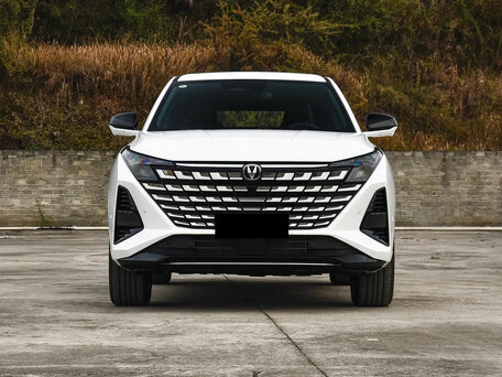2026 Changan UNI-Z, белый, 2245011 рублей, вид 2