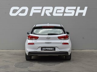2017 Hyundai i30 III, белый, 1495000 рублей, вид 4