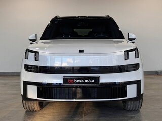 2025 Lynk & Co 900, белый, 7390000 рублей, вид 3