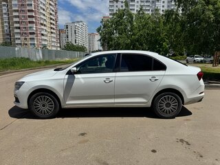 2020 Skoda Rapid II, белый, 650000 рублей, вид 3