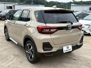 2021 Toyota Raize I, бежевый, 1173009 рублей, вид 3