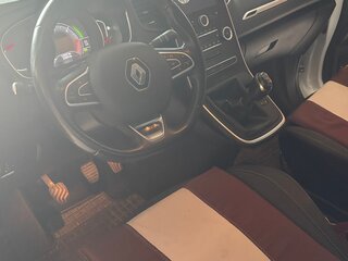 2017 Renault Scenic Grand IV, белый, 1300000 рублей, вид 2