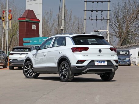 2022 Volkswagen T-Roc I (China Market), белый, 1685000 рублей, вид 2