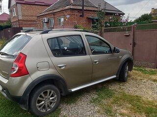 2011 Renault Sandero I, бежевый, 750000 рублей, вид 2