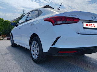 2021 Hyundai Solaris II Рестайлинг, белый, 1400000 рублей, вид 1