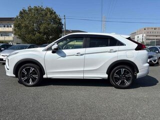 2023 Mitsubishi Eclipse Cross I Рестайлинг, белый, 1731000 рублей, вид 2