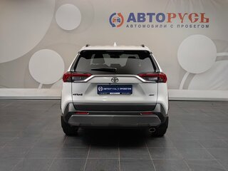 2020 Toyota RAV4 V (XA50), белый, 3099000 рублей, вид 4