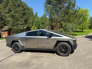 2024 Tesla Cybertruck Cyberbeast, бежевый, 11990000 рублей, вид 4