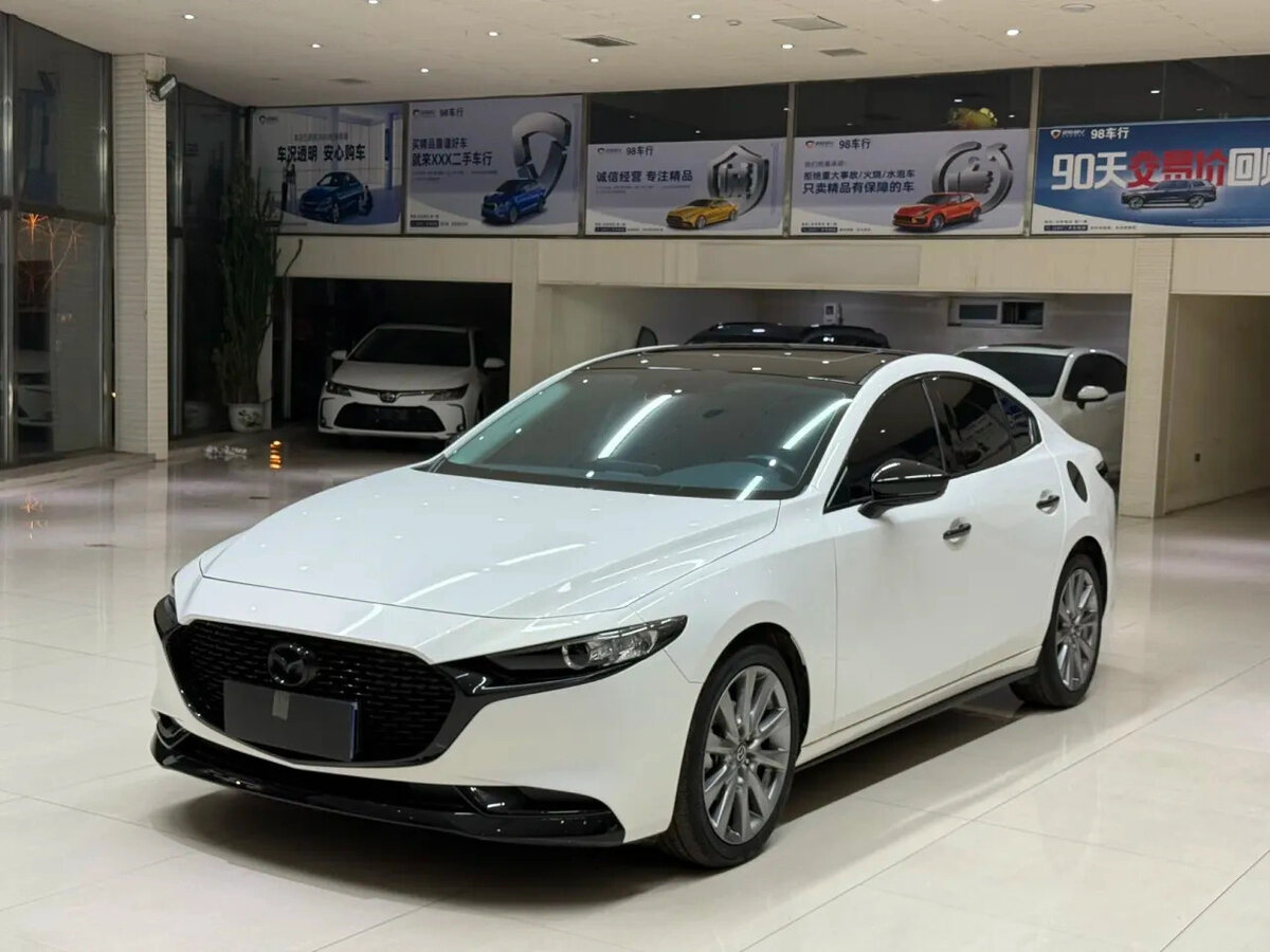 Mazda 3 Axela IV (BP)