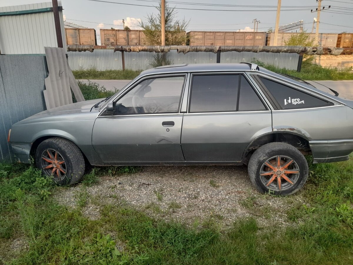 Opel Ascona 1985