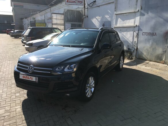 2010 Volkswagen Touareg II, чёрный