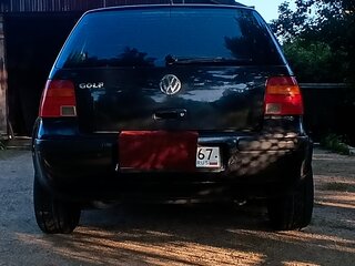 1999 Volkswagen Golf IV, чёрный, 355000 рублей, вид 1