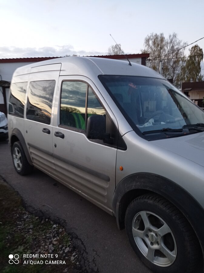 Ford tourneo connect 2004