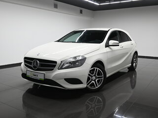 2013 Mercedes-Benz A-Класс 180 III (W176), белый, 1245000 рублей, вид 1