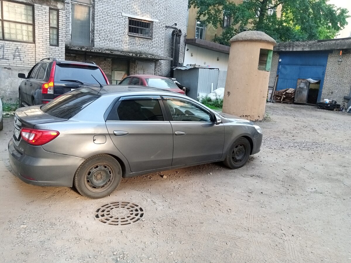 Седан Dongfeng s30