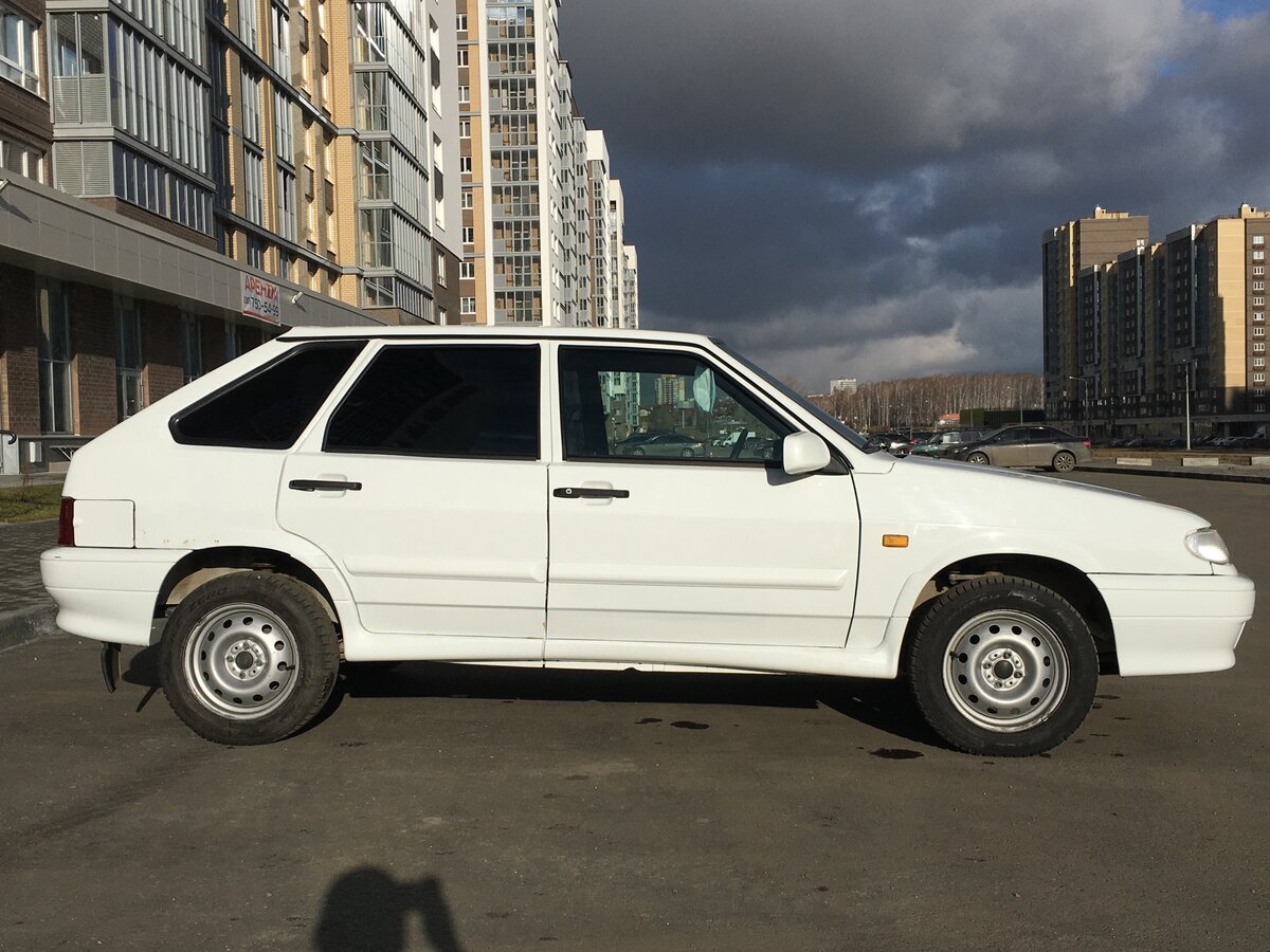 Спойлер 2114 белый
