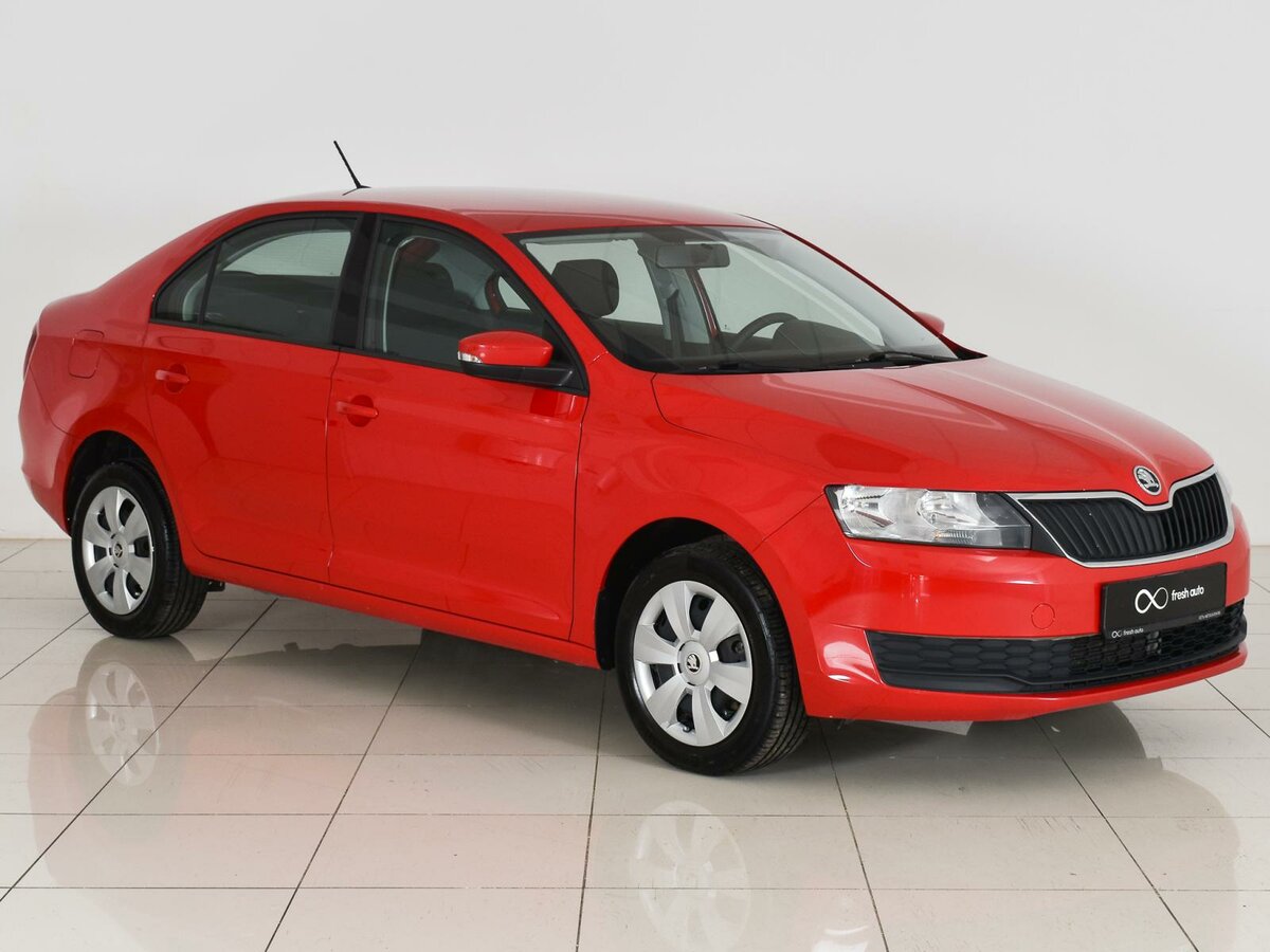 Красный Ruby Skoda Rapid