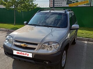 2015 Chevrolet Niva I Рестайлинг, серый, 800000 рублей, вид 1