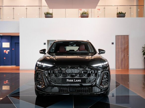 2025 Audi SQ5 Sportback II, чёрный, 14450000 рублей - вид 2
