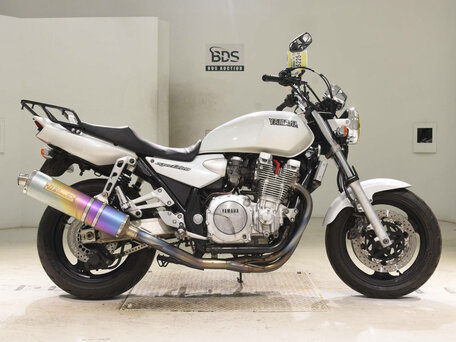 2000 Yamaha XJR1300, белый, 395000 рублей, вид 1