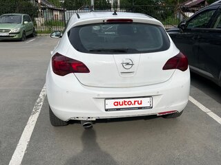 2010 Opel Astra J, белый, 315000 рублей, вид 3
