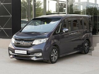 Honda Stepwgn Spada V