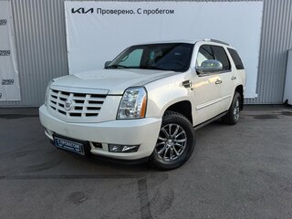 Cadillac Escalade III