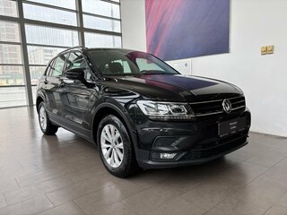 2019 Volkswagen Tiguan II, чёрный, 2159000 рублей, вид 1