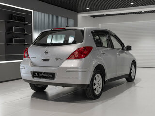 2008 Nissan Tiida I, серебристый, 560000 рублей, вид 5