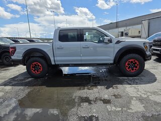 2026 Ford F-150 Raptor SuperCrew Raptor XIV Рестайлинг, белый, 20911800 рублей, вид 1
