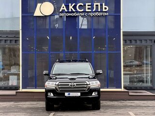 Toyota Land Cruiser 200 Series Рестайлинг 2