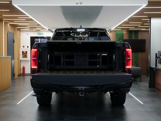 2026 Ram 1500 Crew Cab eTorque V Рестайлинг, чёрный, 13700000 рублей, вид 5