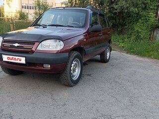 2004 Chevrolet Niva I, красный, 325000 рублей, вид 1