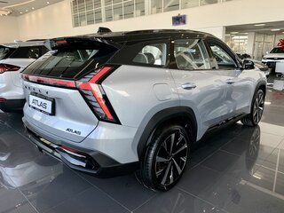 2026 Geely Atlas II, серебристый, 4114990 рублей, вид 4