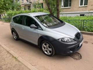 2010 SEAT Altea Freetrack I Рестайлинг, серебристый, 535000 рублей, вид 2