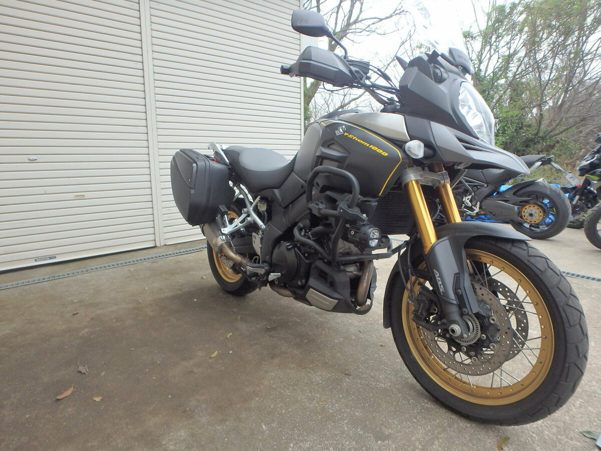 Suzuki V-Strom DL 1050
