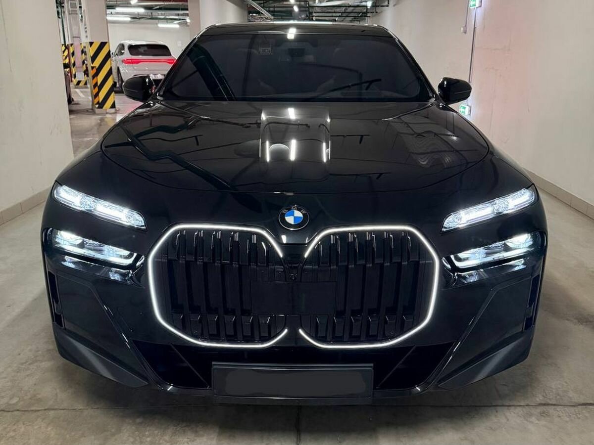 BMW 7 серии 740i xDrive VII (G70)