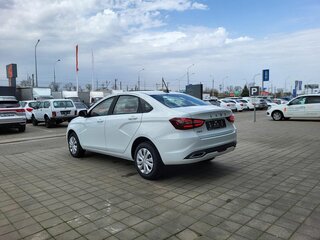 2026 Lada (ВАЗ) Vesta I Рестайлинг (NG), белый, 1735000 рублей, вид 4