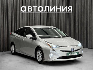 2018 Toyota Prius IV Рестайлинг (XW50), серый, 1750000 рублей, вид 2